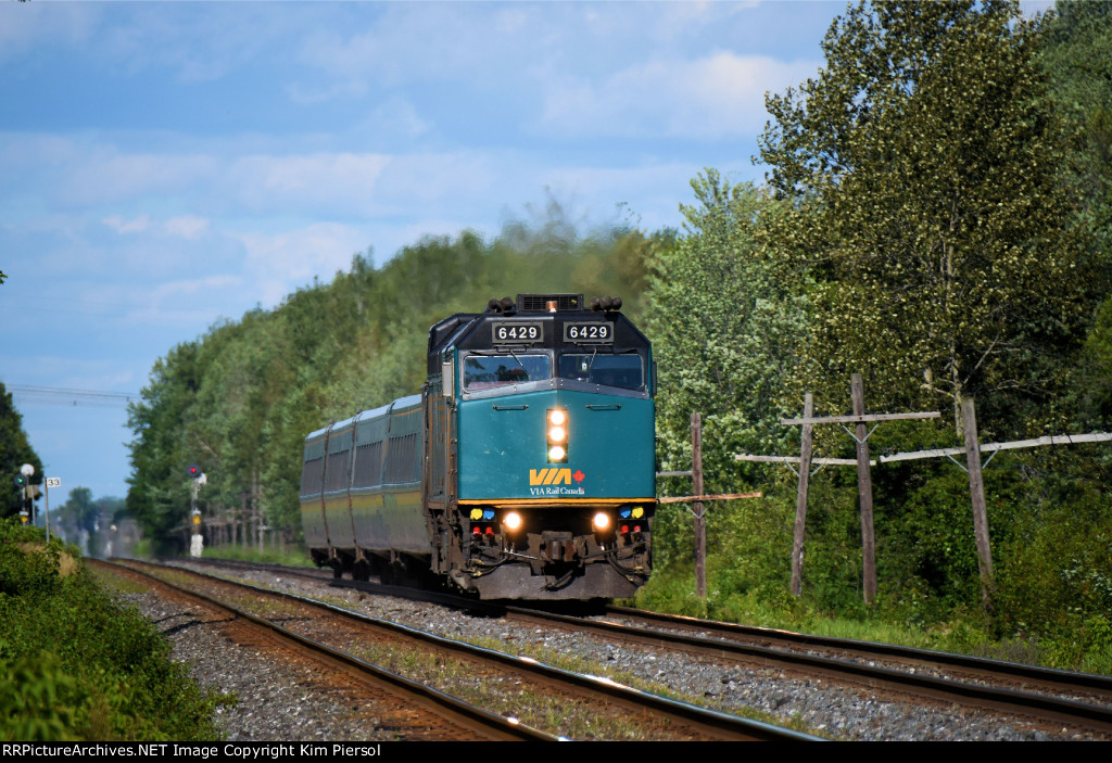 VIA 6429 WB CN Kingston Sub